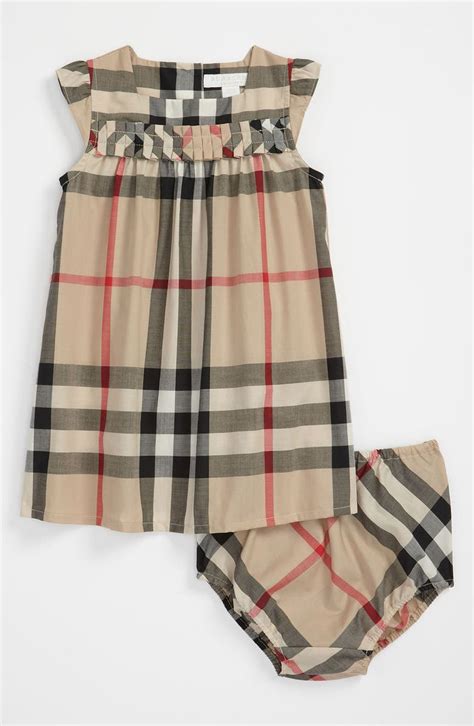 burberry bébé garcon soldes|Burberry newborn dresses.